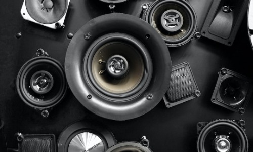 Todo lo que necesitas saber sobre amplificadores para coche: potencia, calidad de sonido y compatibilidad