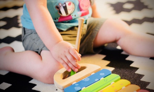 Música instrumental para bebés: Acompaña su crecimiento con melodías suaves y estimulantes
