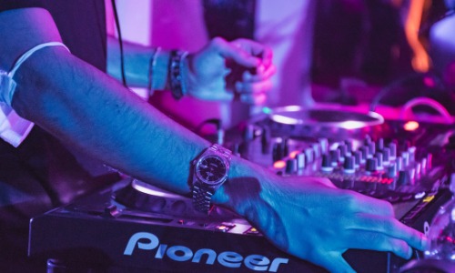 disc jockey pioneer