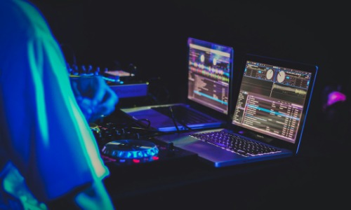 mesas de DJ
