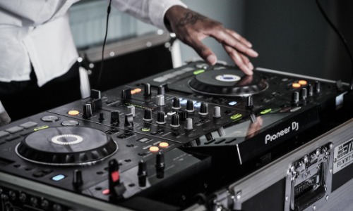 mesa de DJ
